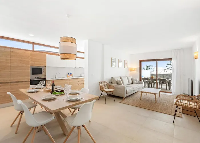 Altos Yaiza 9a By Escape * Playa Blanca (Lanzarote)